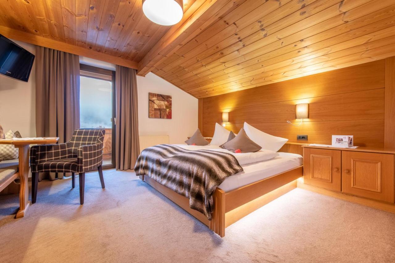Garni Hotel Platzer Burgusio Exteriér fotografie
